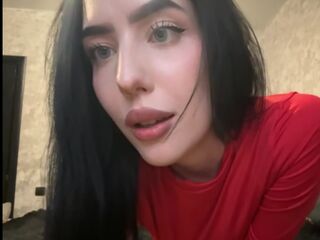 topless webcamgirl JoelCrossett