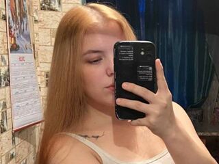 babe webcam KarrieAnesi