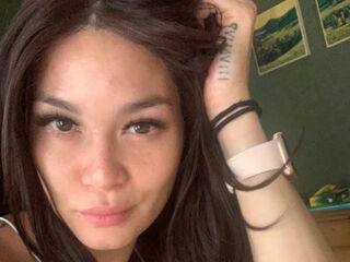 free sexcam KinkyKumiho