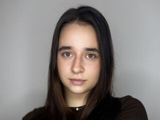 cam chat room KristanKhiev