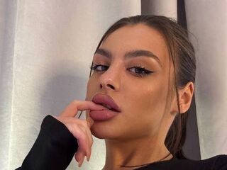 cam girl playing with dildo KristyDol