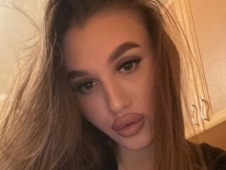 girl topless chat KyraVictorine