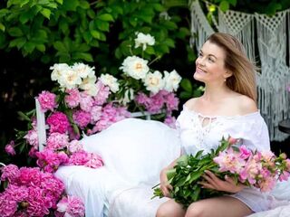 erotic cam video LeaNicole