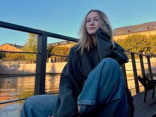 adult web cam chat LillyStill