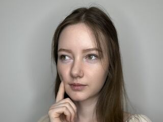 masturbating girl LinaBrossardie