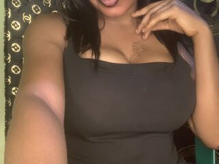 chat room livesex LindaBernard