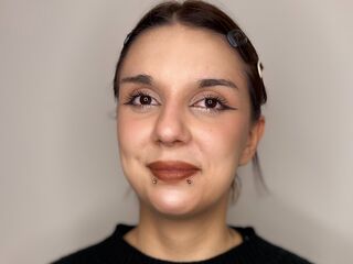 hot livecam LoniFessel