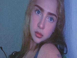 naked webcam girl picture LuanaGreen