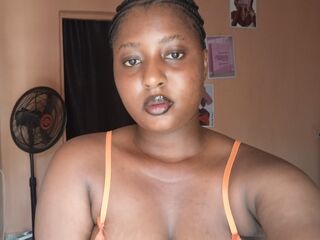 free chatroom LuciaKay