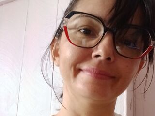 webcamgirl LuizaHots