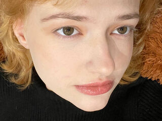 free adult cam LunaBeans