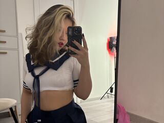topless camgirl LupitaHinger