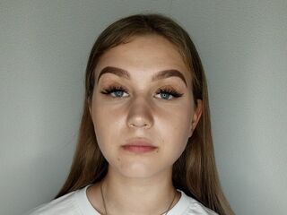 nude webcam girl photo MeganPerson