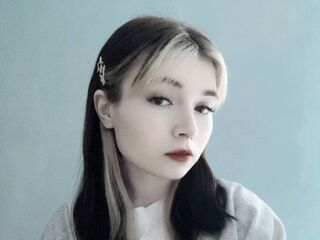 naughty cam girl picture MelissaLey