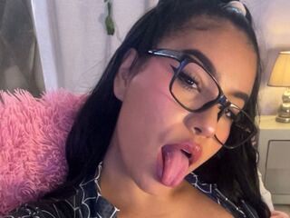 hot livecam MihaCameron