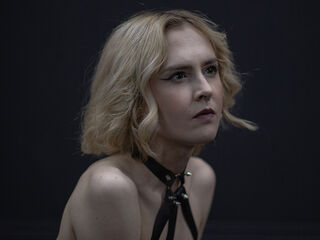 camgirl sex photo MilaVeyra