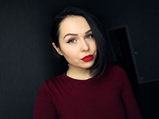 kinky webcam model MiraCurtiz