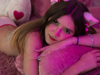 cam girl playing with vibrator Missamisax