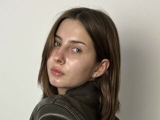webcamgirl chatroom MollySodisia