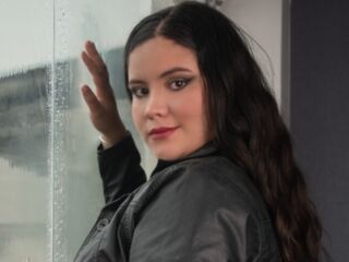 sexy camgirl chat NahiaMonet