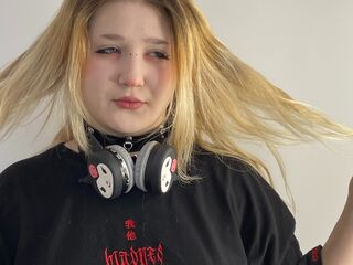 cam slut chat room PilarVanhee