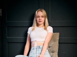 cam girl playing with sextoy PortiaHiggins