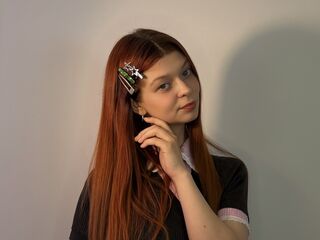 closeup web cam RoselynMeucci