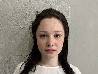 chatroom webcam SallyMilton