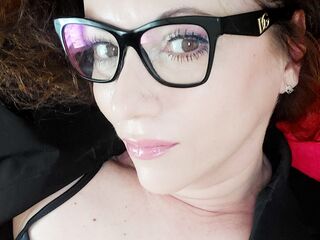 camgirl masturbating with sextoy ScarlettJourney