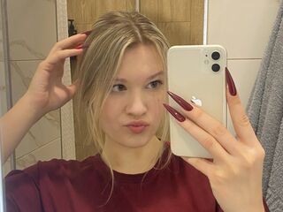 naughty chatroom SkyeDavi