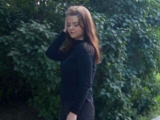 girl showing tits SofiaMardes