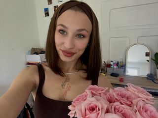 hot cam girl masturbating SophieMadsen