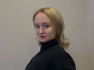 camgirl live porn SuzannKernes