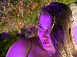 hot naked webcam girl TarahZullo