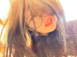 sexy webcamgirl pic ToriTrevino