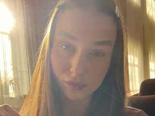 sexcam TristaCarmody