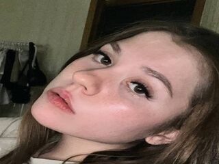 camwhore spreading pussy UshaNakama