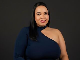 erotic cam video ValerySwanson