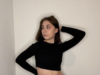 hot cam girl fingering shaved pussy VanessaShirer