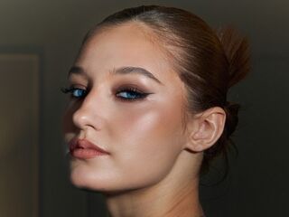 kinky video chat performer VerniaGrenon