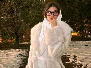 girl cam naked YukoHazer